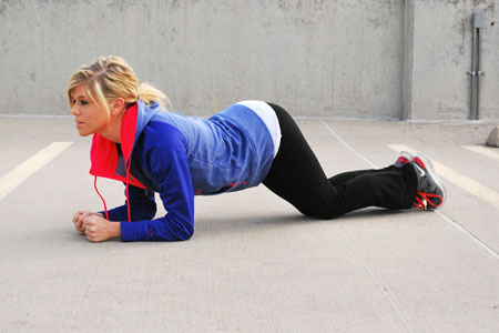 Plank with Knee Drop