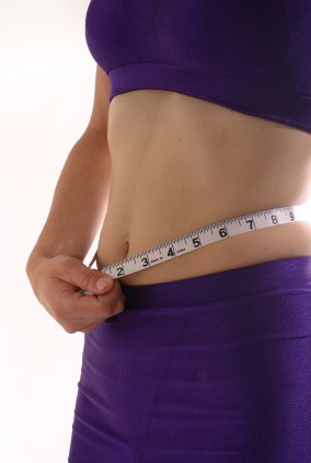 measure woman's waist