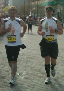 Danny Cahill and Jay Kruger run the 114th Boston Marathon. (photo by Amanda Arlauskas)