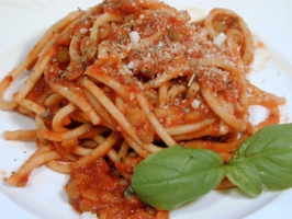 Tomato Basil Spaghetti Photo
